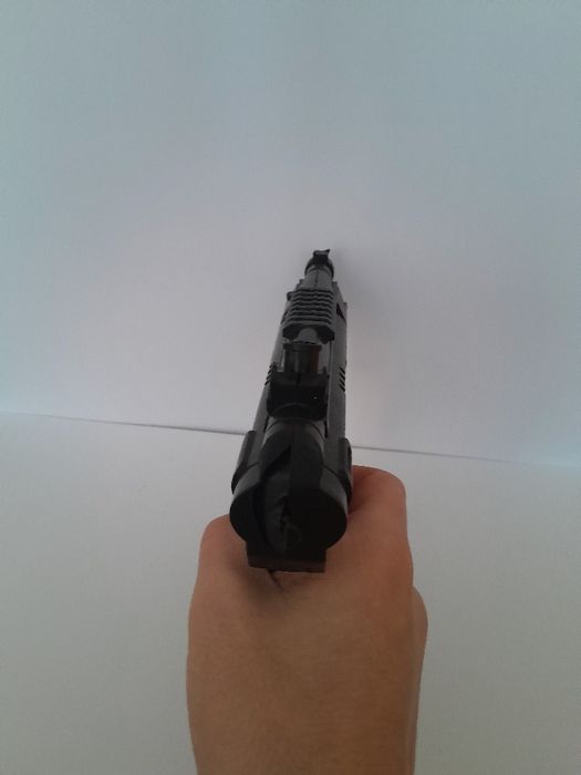 Іграшковий автомат зі звуком