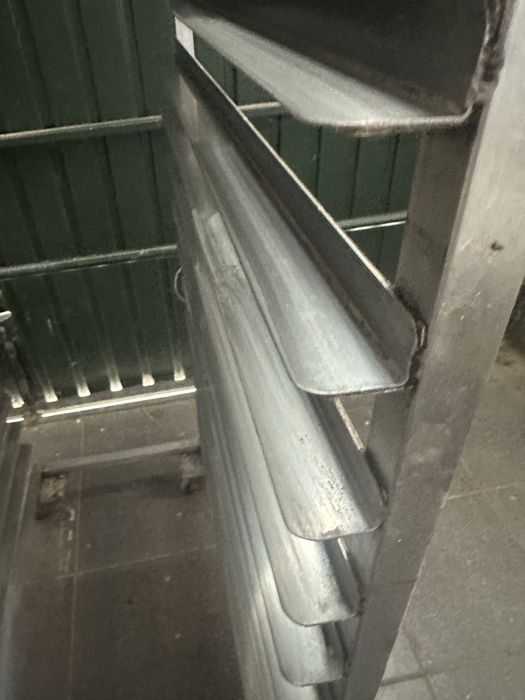 Carro inox , para tabuleiros de pastelaria