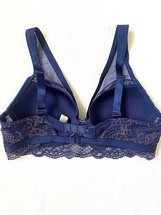 Бюстгальтер triumph (німеччина), на кісточках, з пуш-ап, розмір 70в