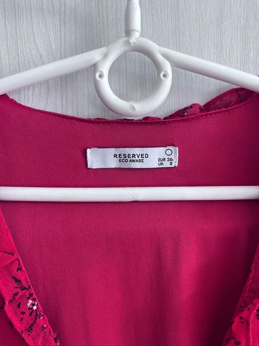 Sukienka rozm 36 Reserved