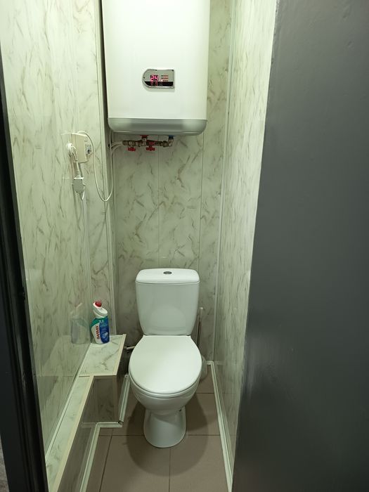 Продам 3 комнатную квартиру Чешка  в  центре Даманского. Улица Героев Мариуполя.(Адмирала Головка).