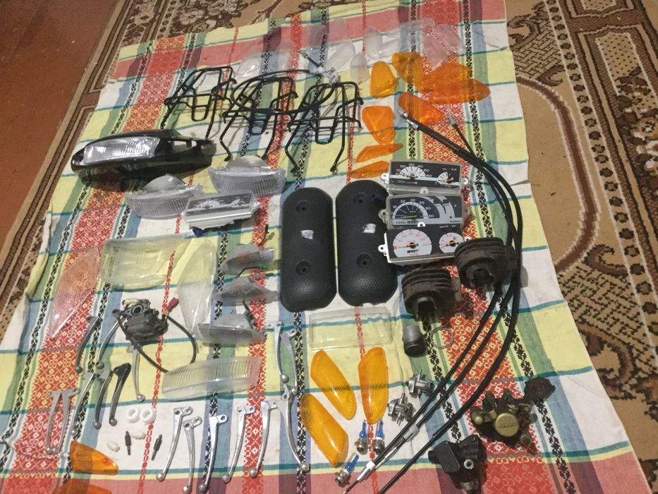 стеко фары (поворотов)Suzuki lets sepia zz address v 100 ad 110