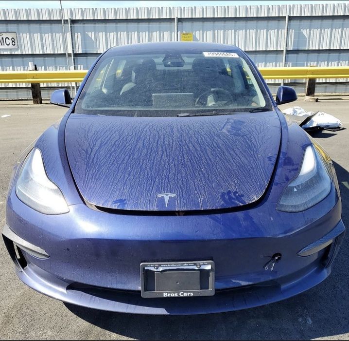 Tesla 3 LFP 12/2022