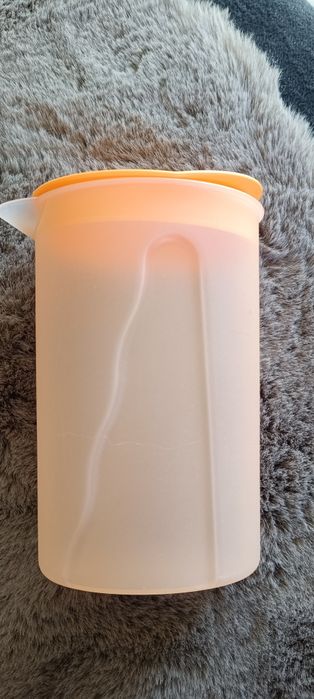 Dzbanek tupperware