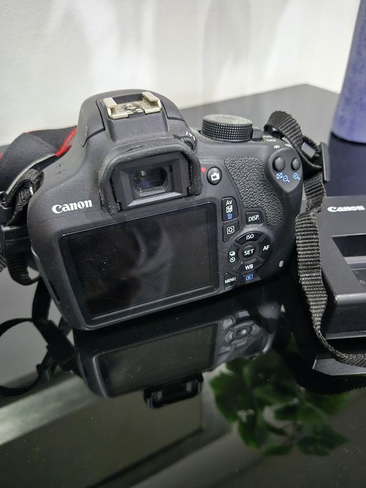 Canon 1200D + Bateria + Carregador