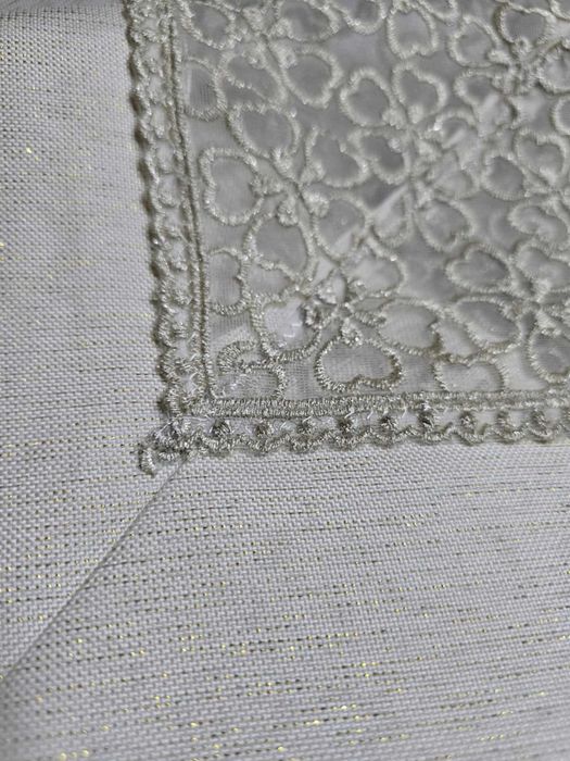 obrus 220x150 jasny krem ,plamoodporny,mieniacy+HAFTY wyprz