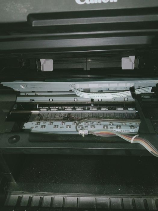 Продам МФУ. Струйный,цветной.