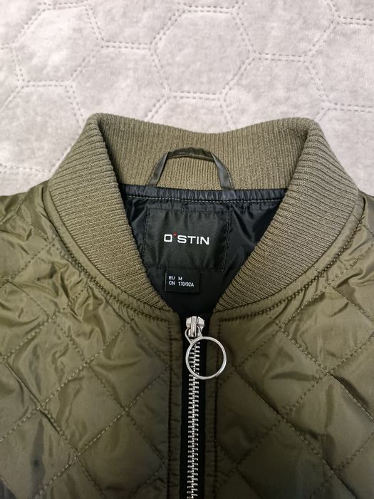 Продам жіночу весняну куртку