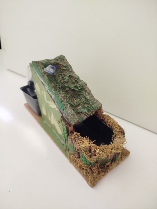 Wodospad strumień ruchoma figurka z pompą na wodę do szopki makiety