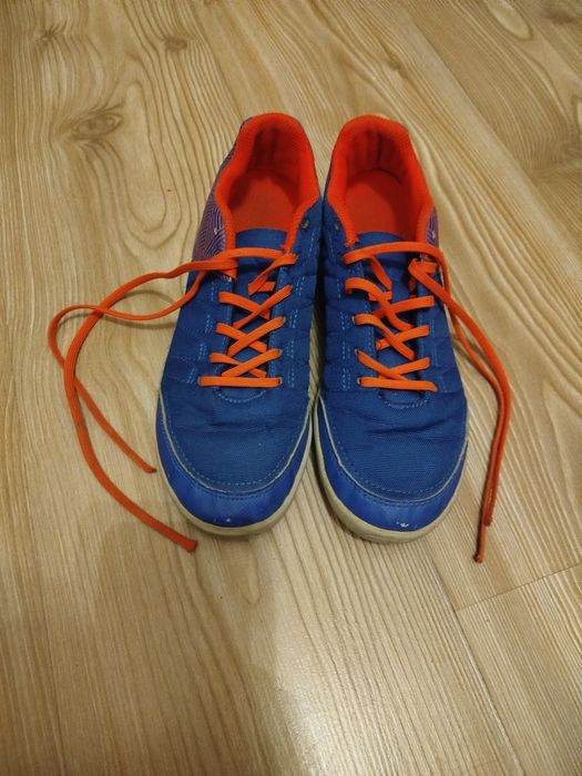 Buty sportowe halówki