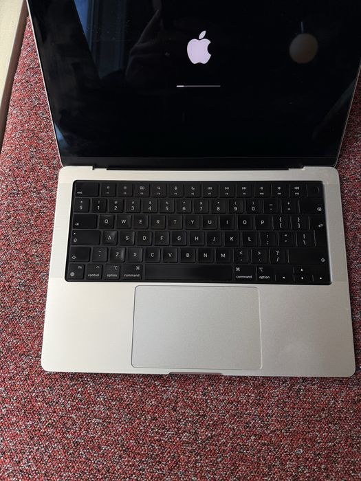 MacBook Pro 14” - M2 Pro 2023  / 16 GB RAM / 512 GB SSD
