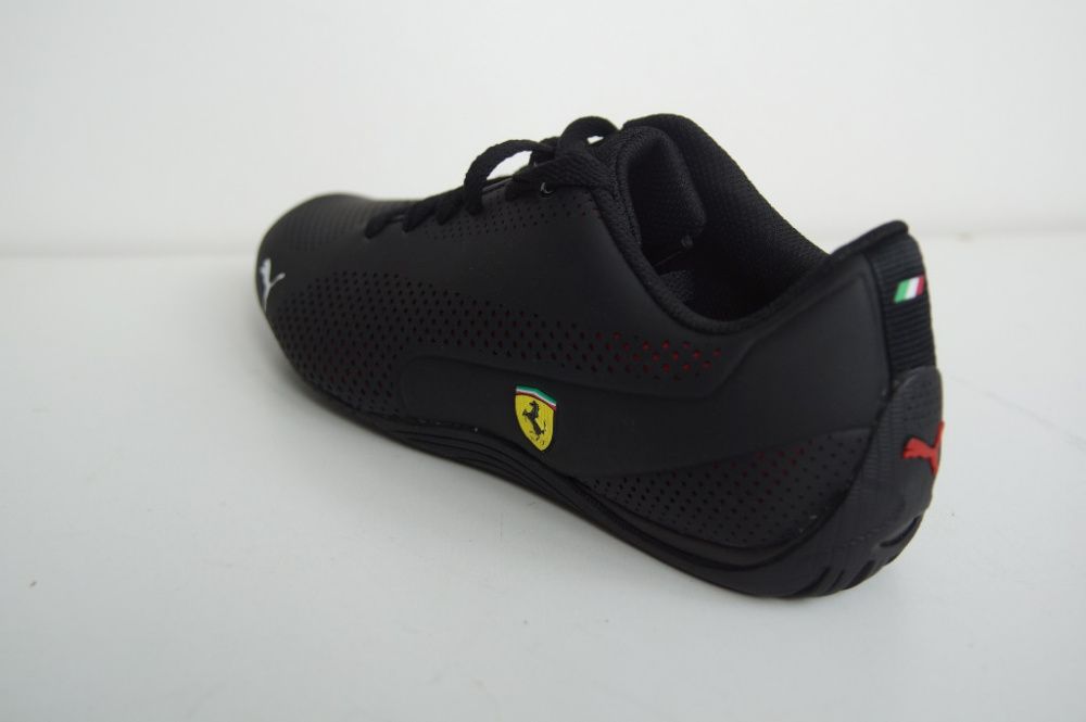 Nowe buty PUMA FERRARI DRIFT CAT 5 ULTRA 305921 r 40.5 26cm