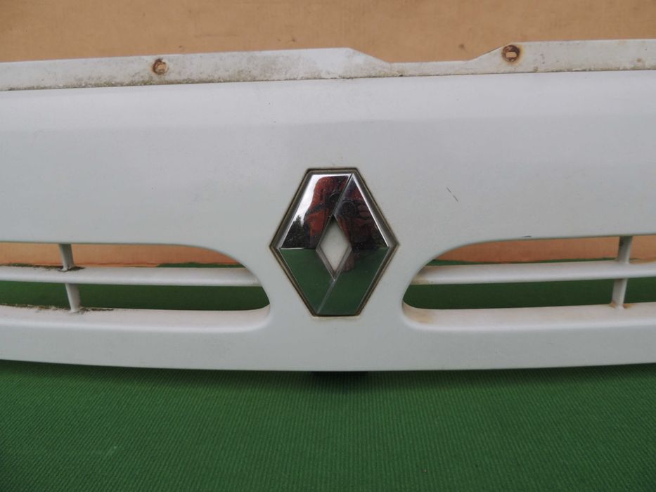Atrapa grill Renault Master 2 II 98,99,00,01,02 BIAŁA BIAŁY