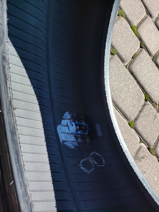 Bridgestone 2 opony letnie 225/45/17