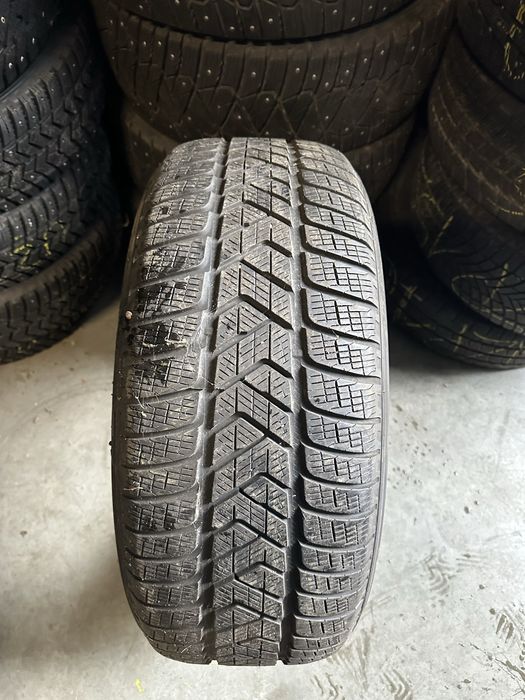 Opona zimowa 255/55R18 Pirelli Scorpion Winter pojedynka 6mm 2016