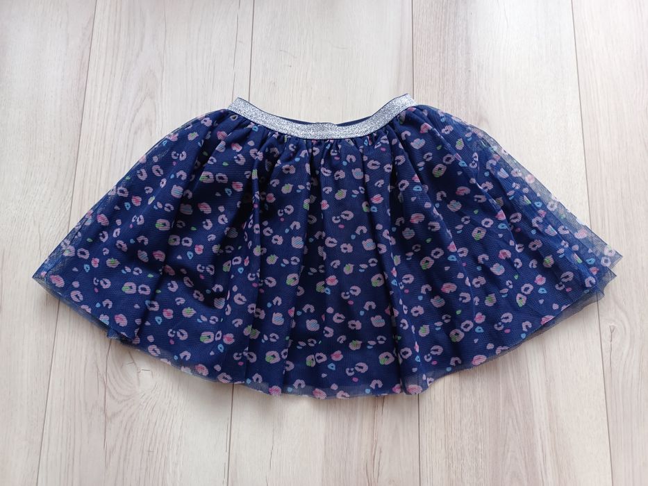 4 spódniczki r. 98/104