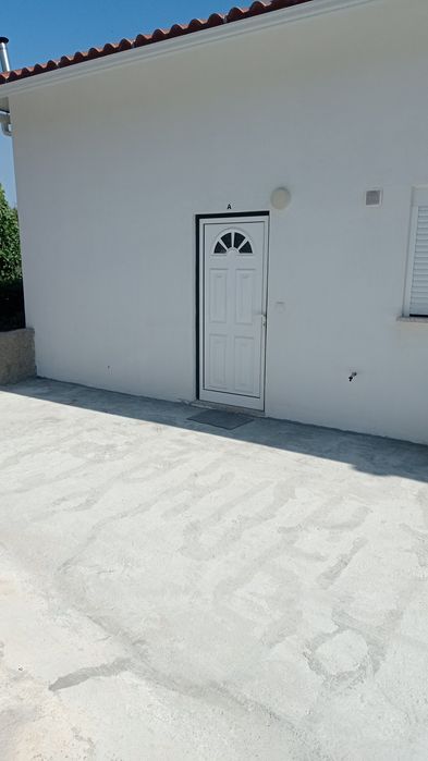 Arrenda se T2 600€