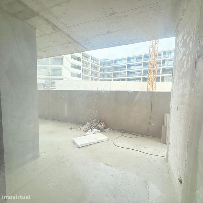 T1 novo com terraço, garagem e ar condicionado  SD/CO