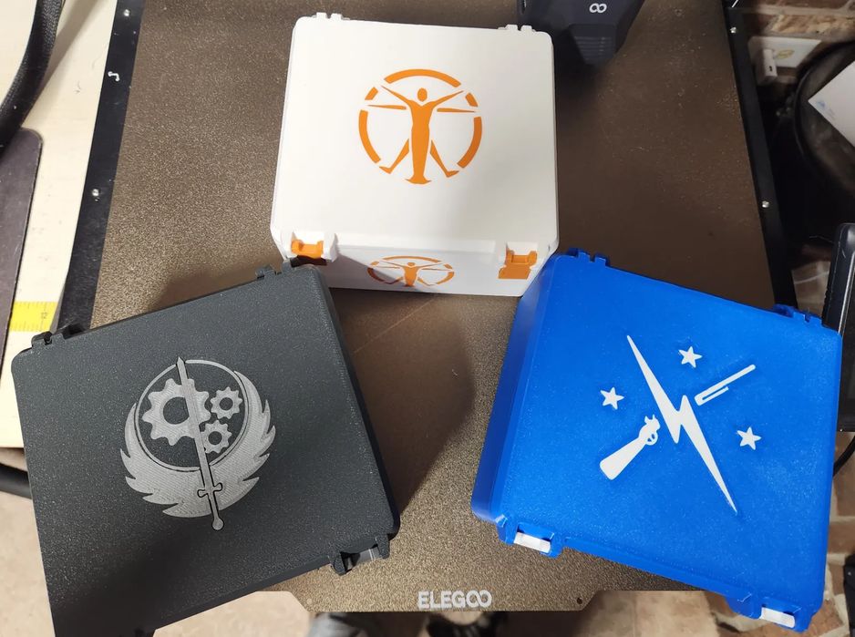 "Brotherhood of Steel" Box Fallout