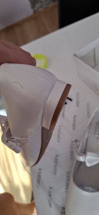 Buty komunijne nowe