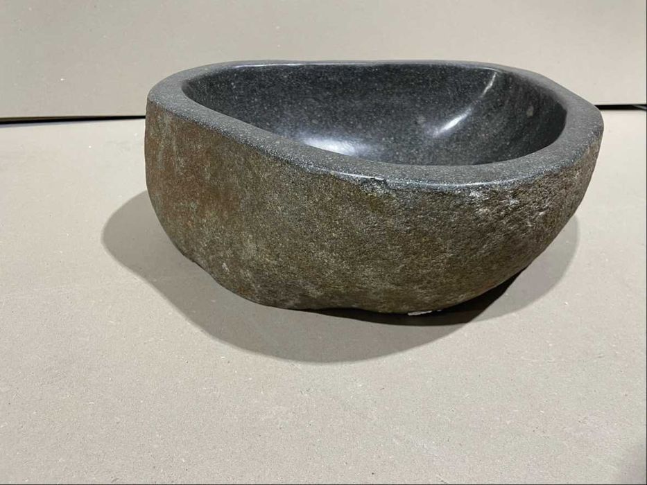 Umywalka nablatowa TETSU kamienna  marki Kave Home
