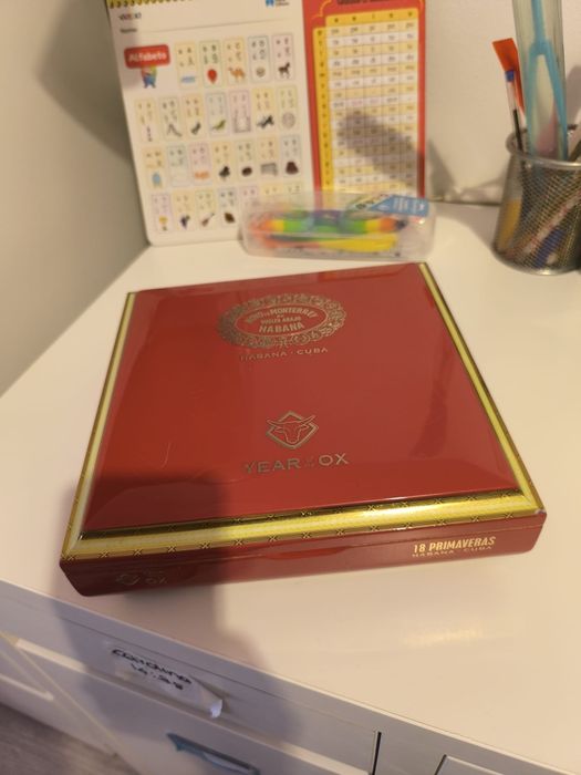 Caixa para tabaco