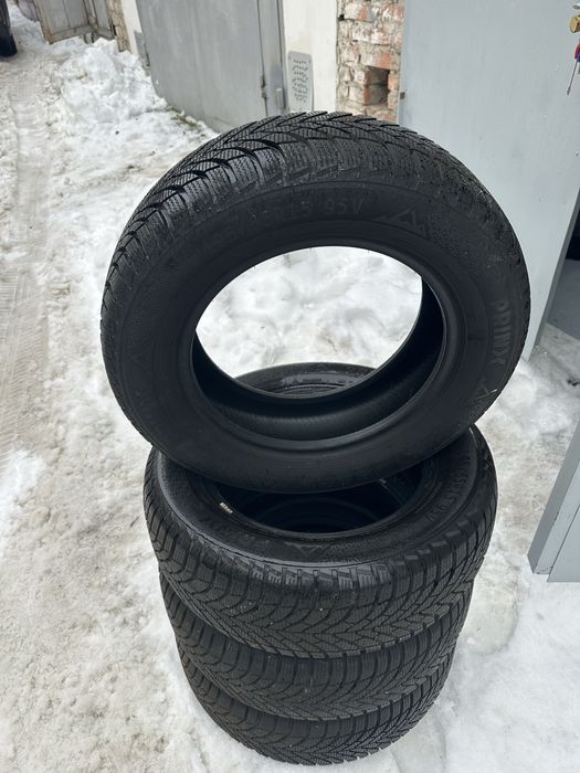 Продам шини 195/65/15 зимові