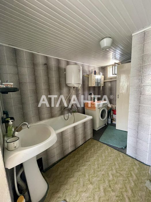 Капітальний будинок у Н. Дофінівці біля моря