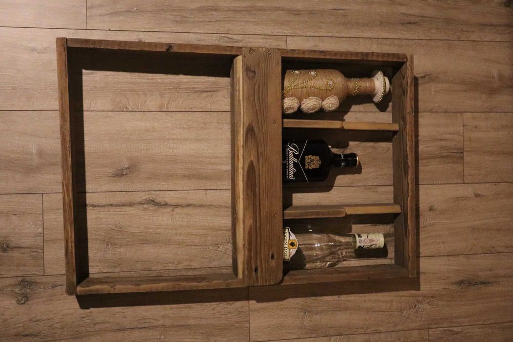 Szafka wisząca drewniana