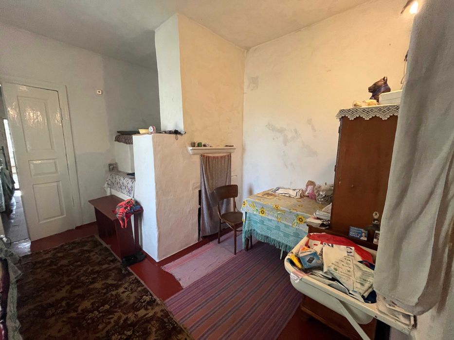 Продам півбудинку с. Гоголів 60м