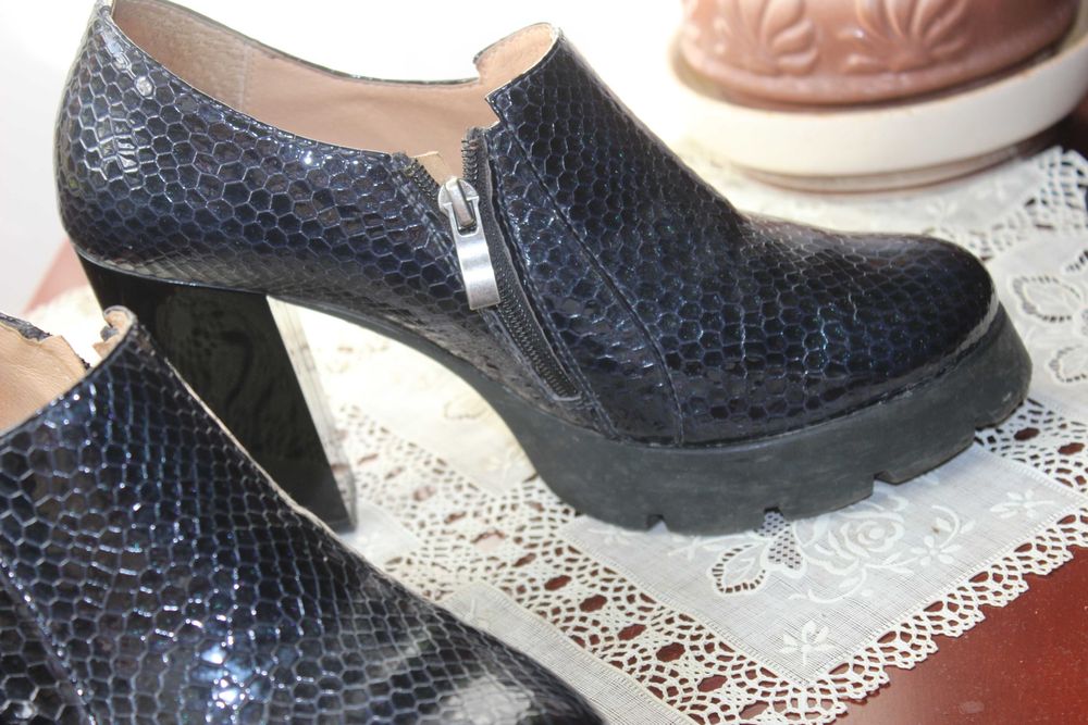 Кожаные туфли - ботинки