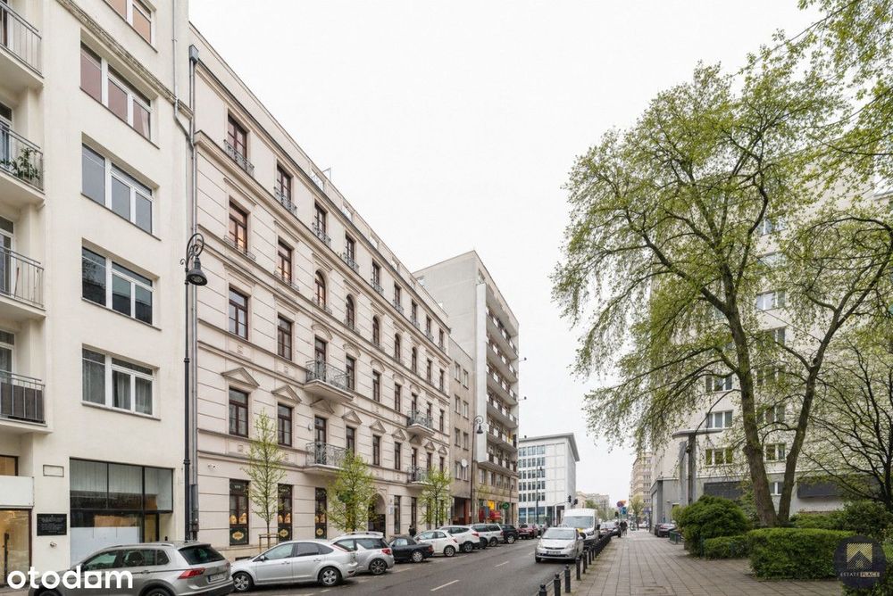 Biuro w pięknej kamienicy | centrum | 11k całość