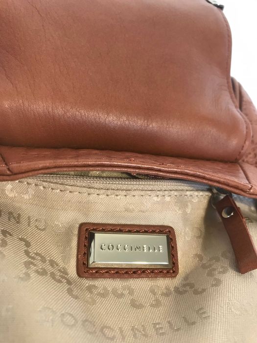 Brązowa listonoszka ze skóry Coccinelle