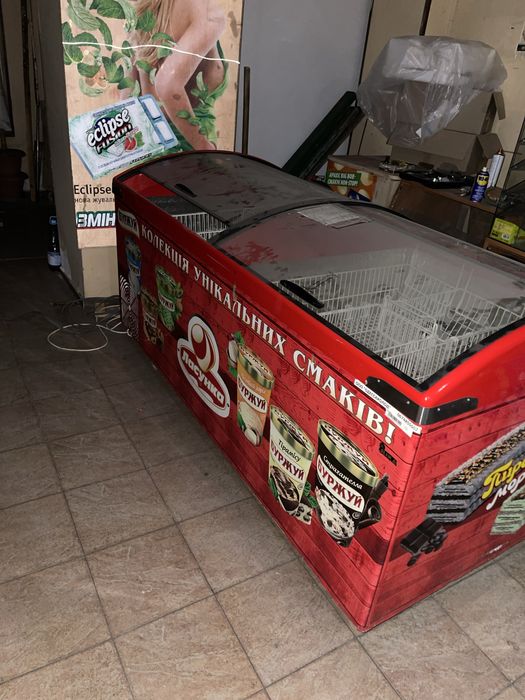 Продам холодильный банет  б/у