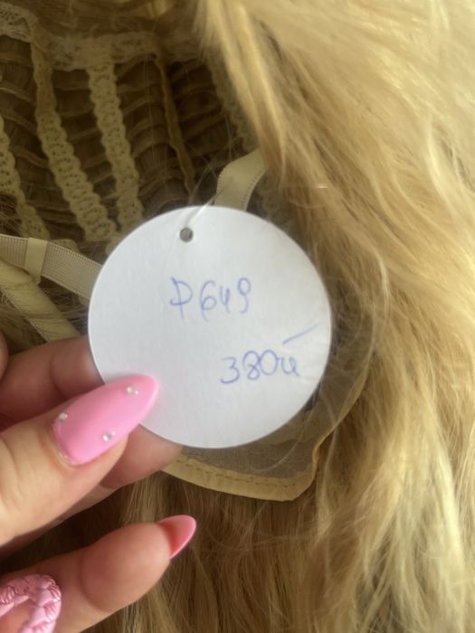 Słoneczna blond  peruka
