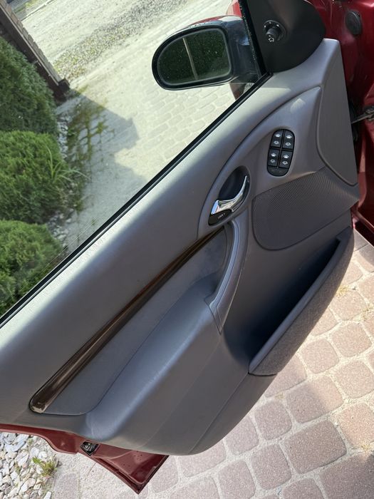 Ford Focus 1.6 100KM