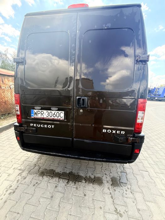 Samochód dostawczy