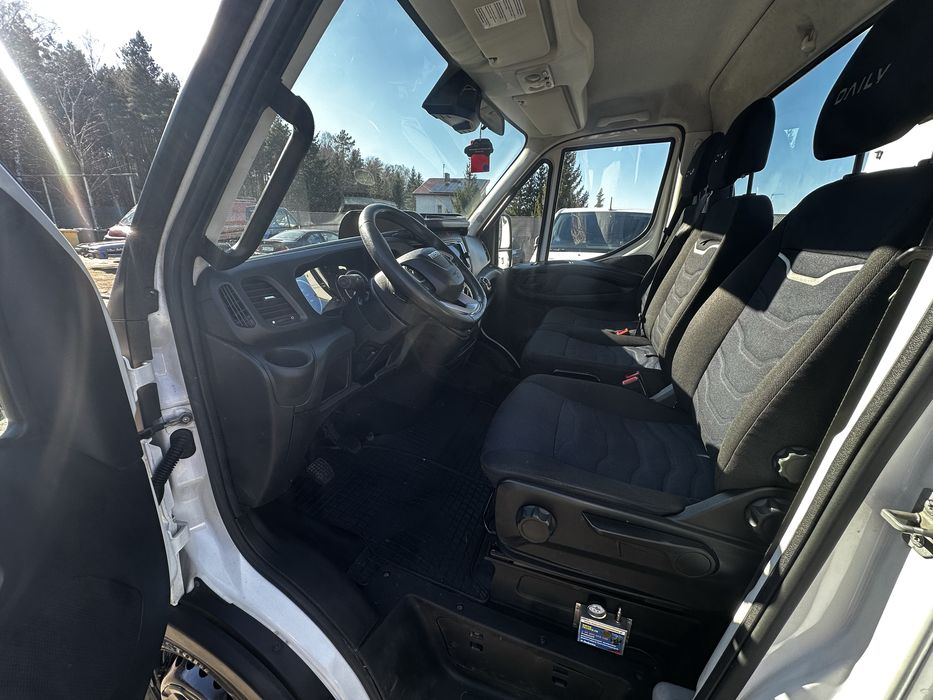 Autolaweta Iveco Daily 180km 21r 3.5T hak