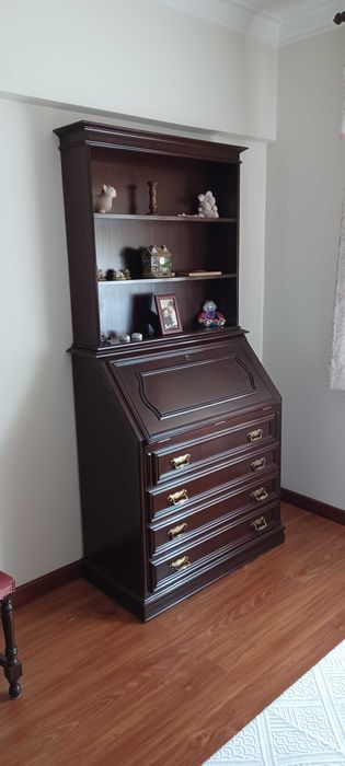 Quarto completo mogno menina