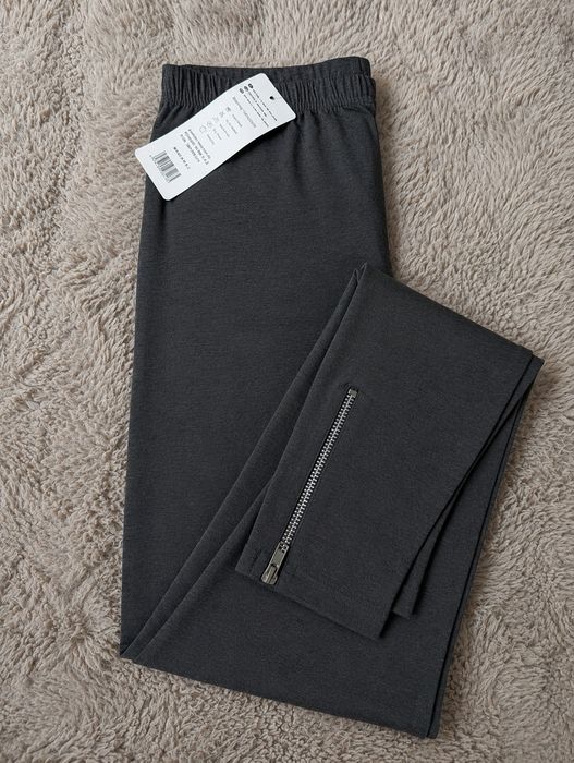 Legginsy L/XL gładkie nowe