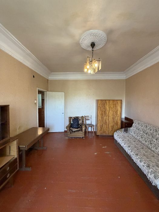 Продаж 2-кімнатної квартири вул. Вадима Гурова, 11