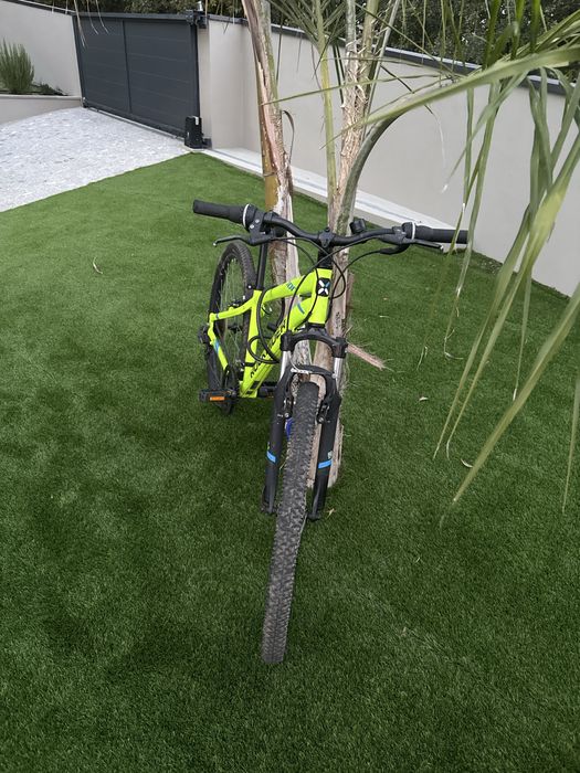 Bicicleta Rockrider ST 100 – BTT