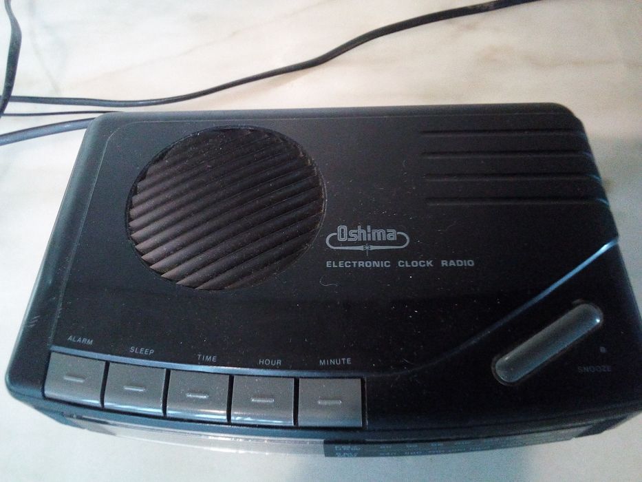 Rádio Despertador Antigo Oshima