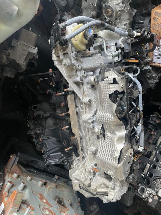 Silnik talizman megane vivaro 2.0 tdci 21r 5999zl