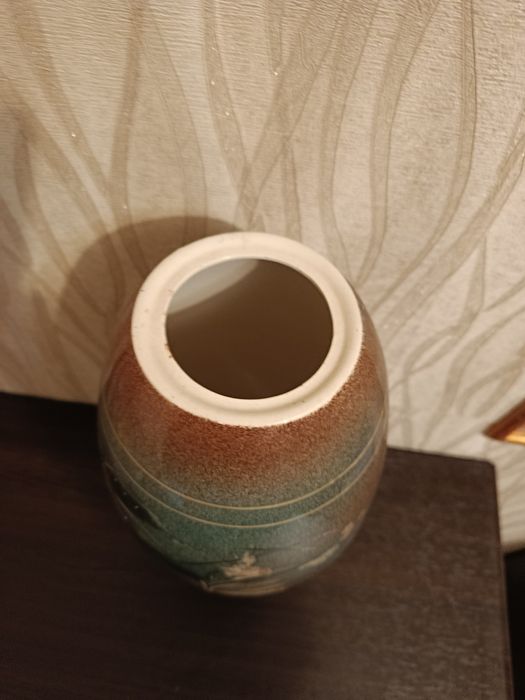 Ваза для квітів .