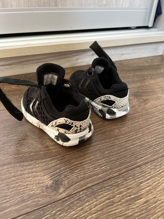 Кросівки Hummel