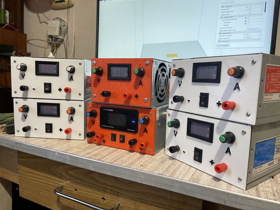 Лабораторный блок питания 0-25V 10A. Зарядка для авто: 1 000 грн ...