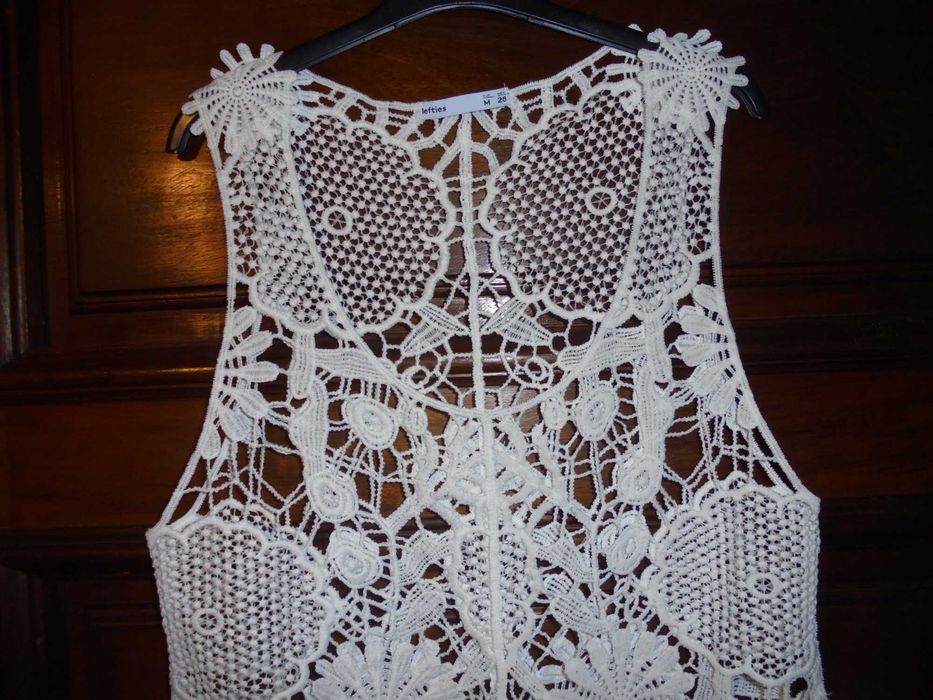 camisola de mulher em renda linda