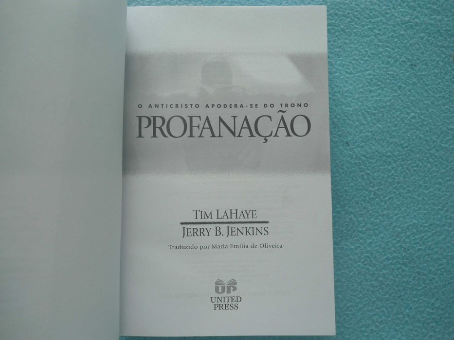 Profanação por Tim LaHaye e jerry B. Jenkins