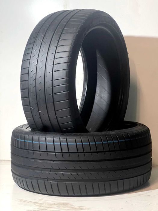 Pneus Michelin Pilot Sport 4 - 245/40/19 - Excelentes